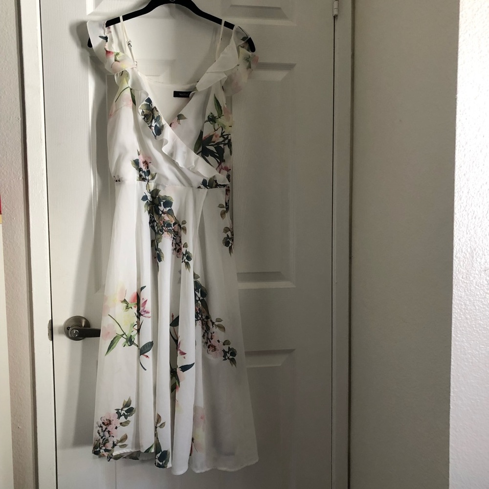 Noctflos dress